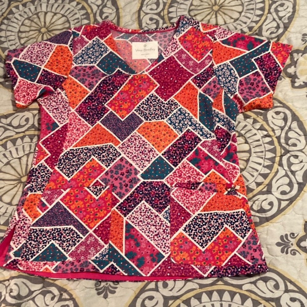 Vera Bradley Patchwork Medical Scrub Top Size Small Colorful Pink Orange